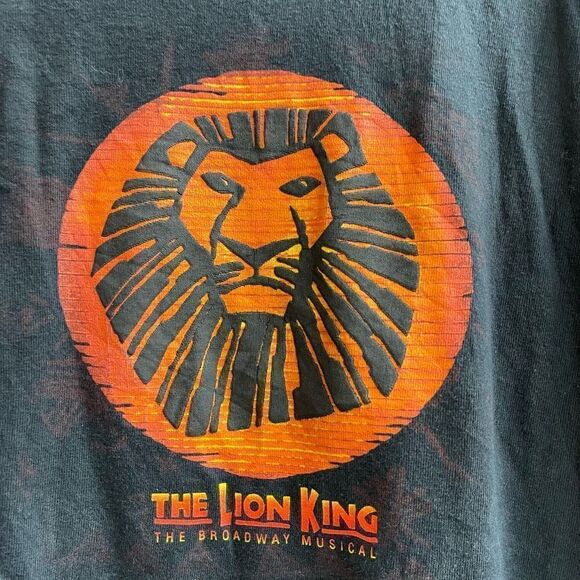 Disney The Lion King the Musical New York Men's Graphic Tee Short Sleeve T-Shirt - Picture 2 of 7